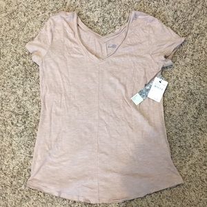 NWT light pink v-neck lightweight tee